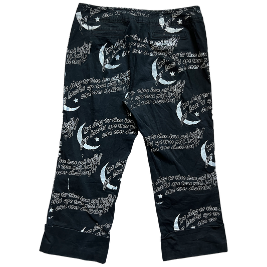 Black All Over Print Capri Pants